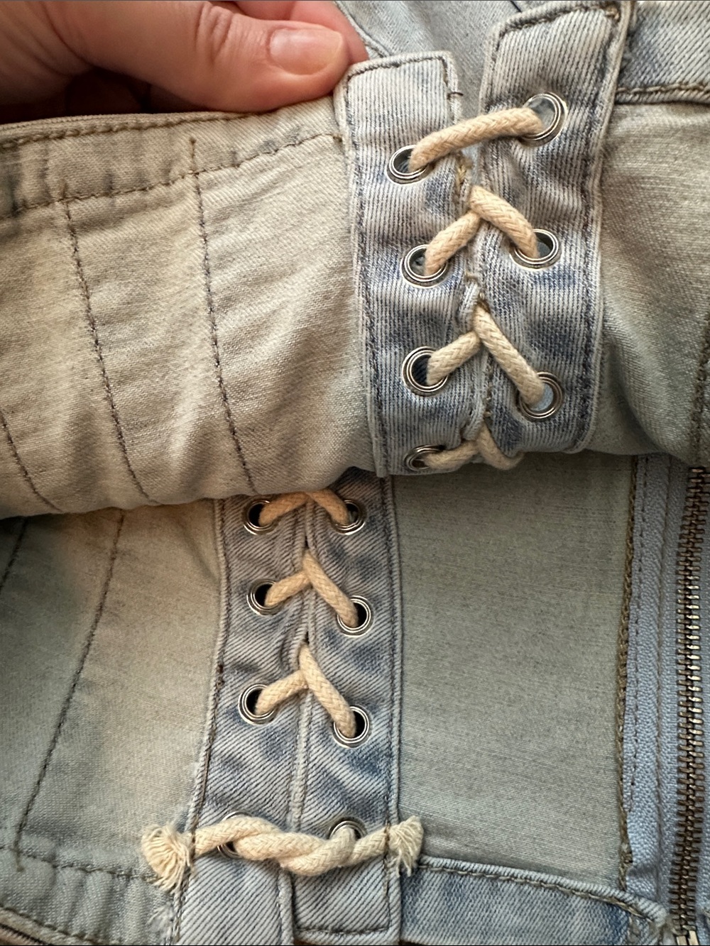 NWT AKIRA Light Wash Denim Mini Skirt Lace Up Sides Zipper Back Detail Size L - Picture 7 of 14